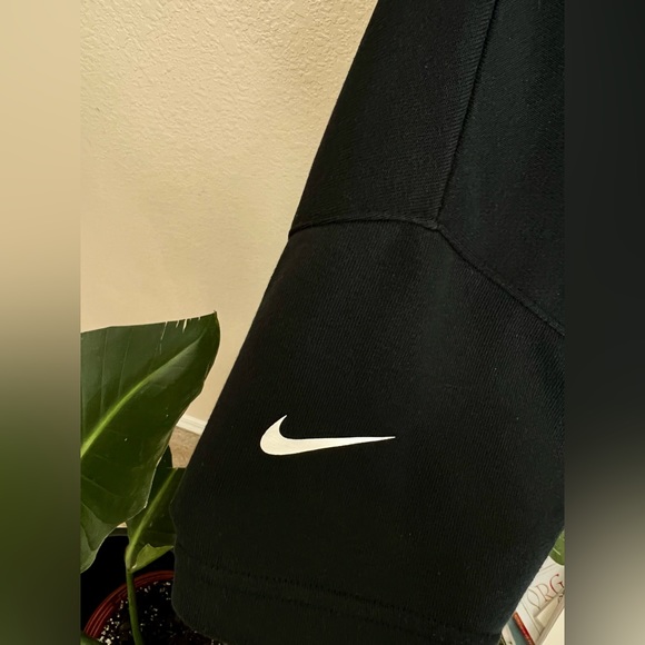 Nike Tech Short Sleeve Fleece Tee - Picture 5 of 5